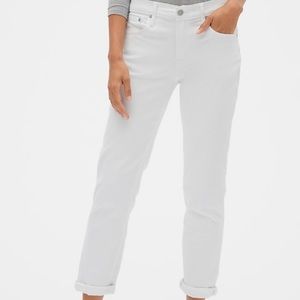 Gap Sexy Boyfriend White Crop Jean SZ 6/28 REG